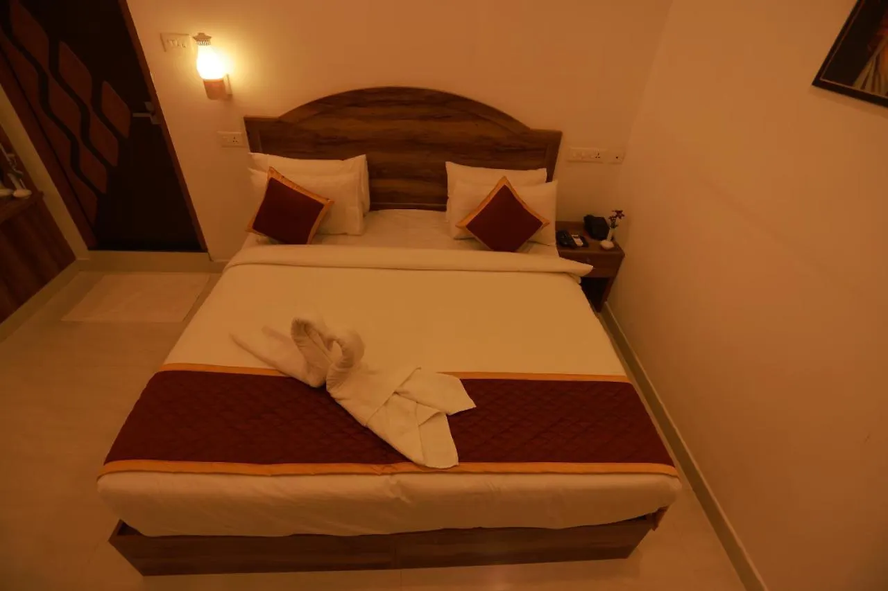 Malavikas Black Beach Resort Varkala