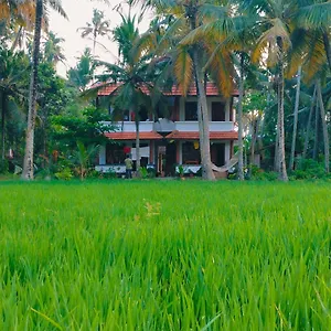 Resort Paddy Farm Heritage, Varkala